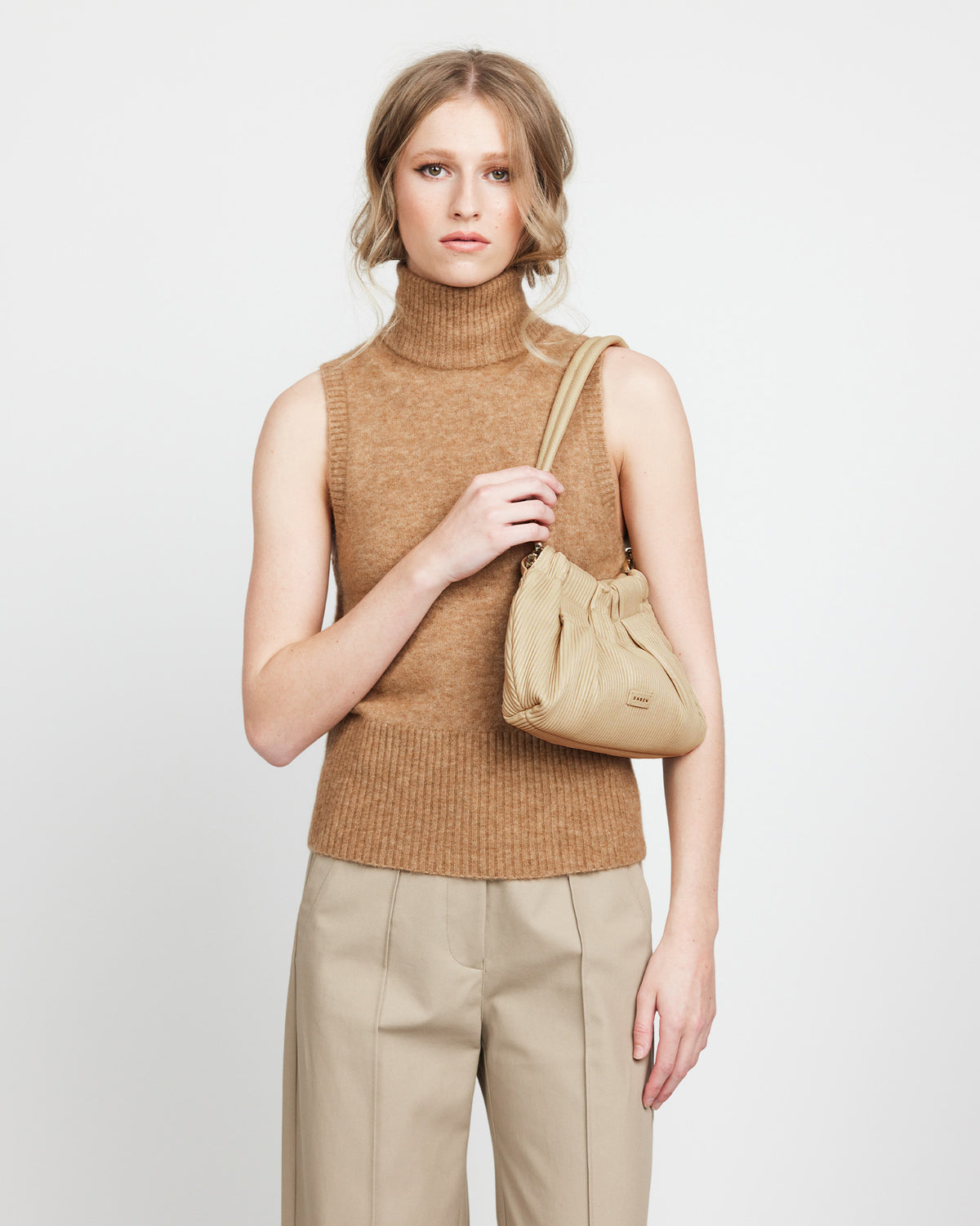 Alexis Shoulder Bag Biscotti Pleat